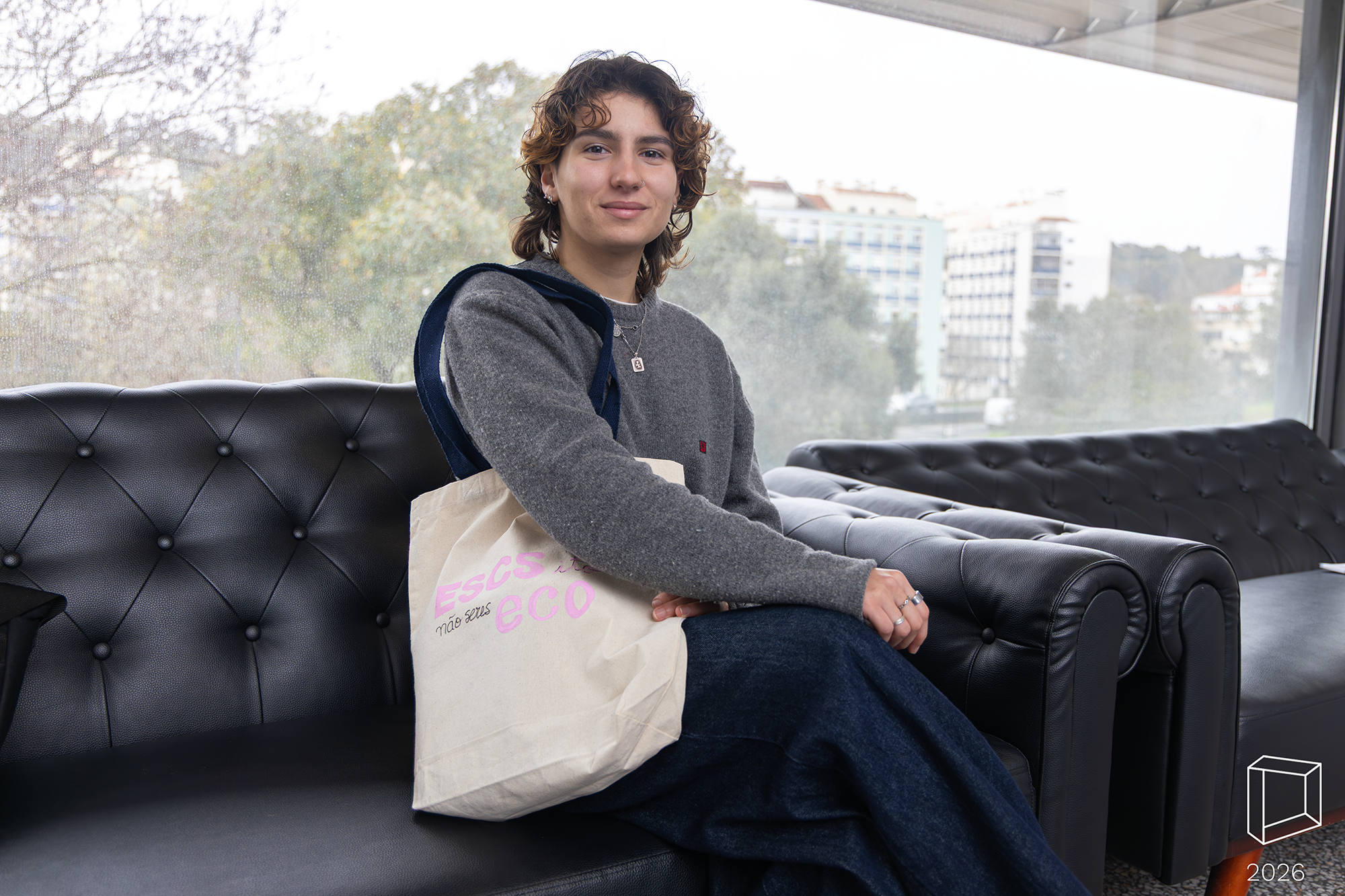 Estudante Carolina Barreiras autora da frase “É escsito não seres eco!”